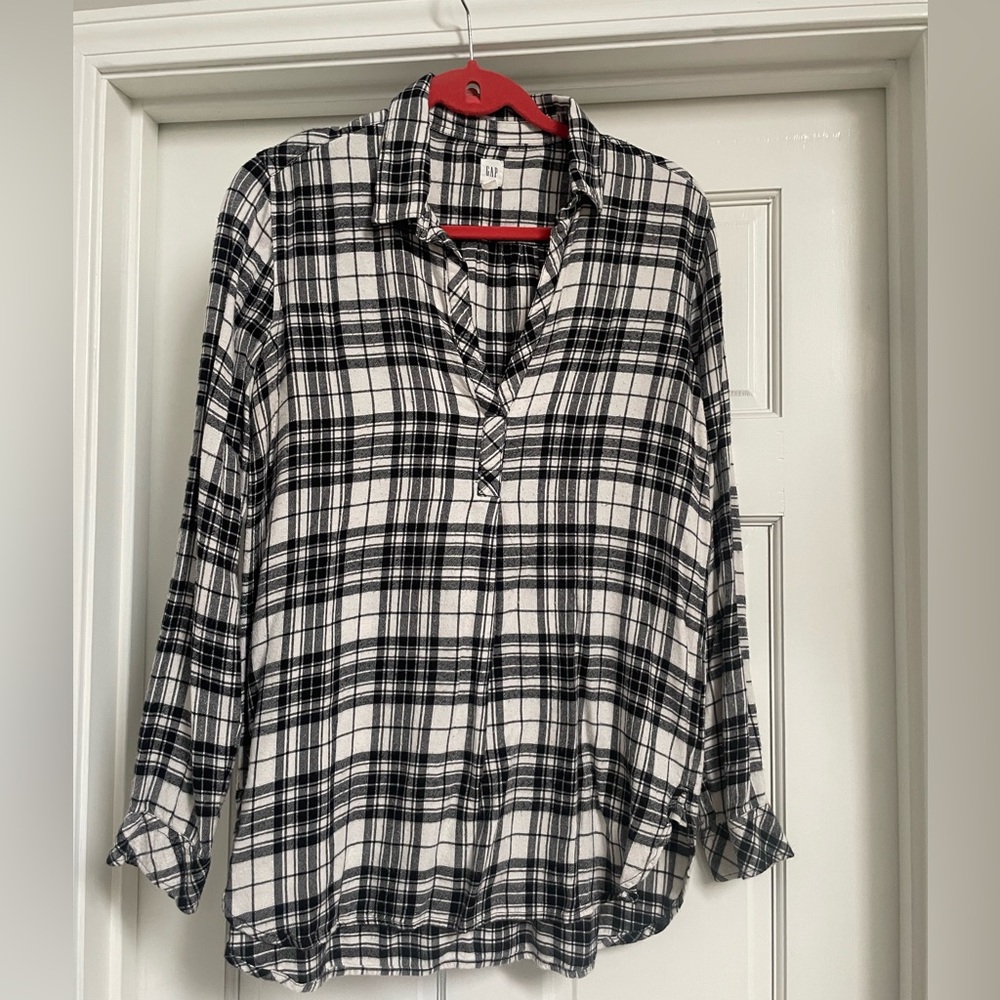 **3/$15** Gap Tunic